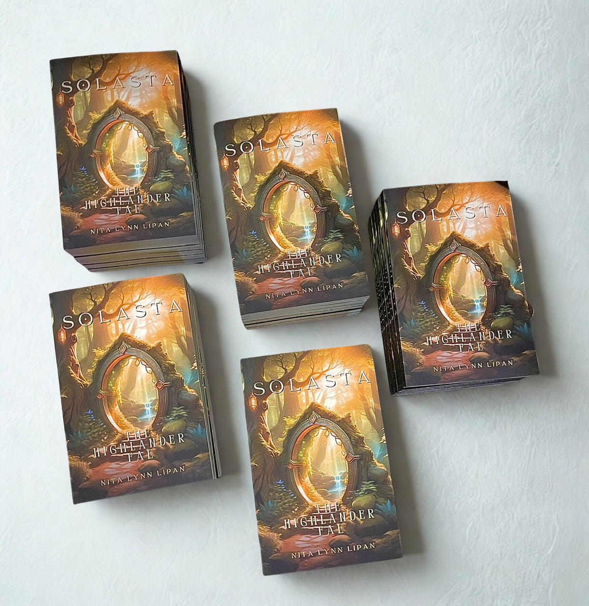 Solasta: The Highlander Fae - Signed Paperback Gift Set